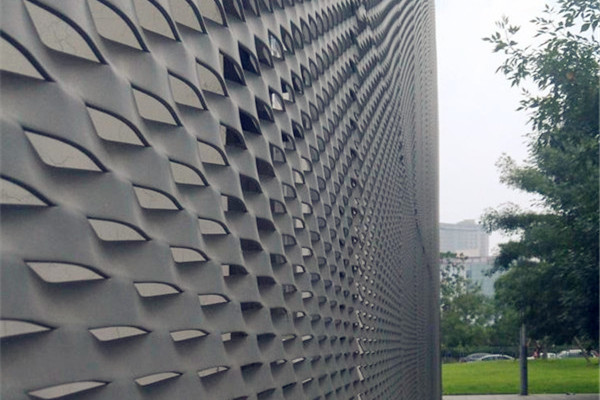 圍墻表層裝飾沖孔網(wǎng)板